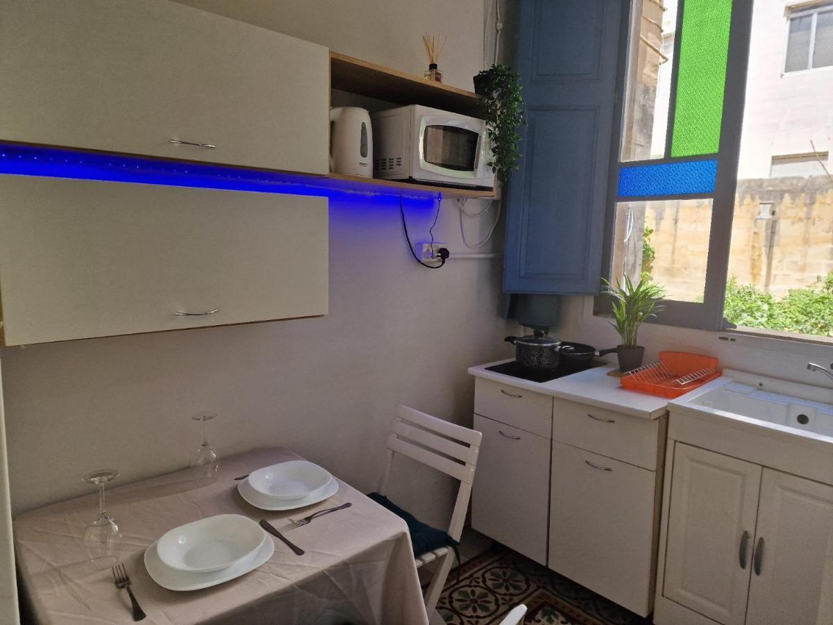 Gzira New Cosy & Bright Studio Apartment In Sliema מראה חיצוני תמונה